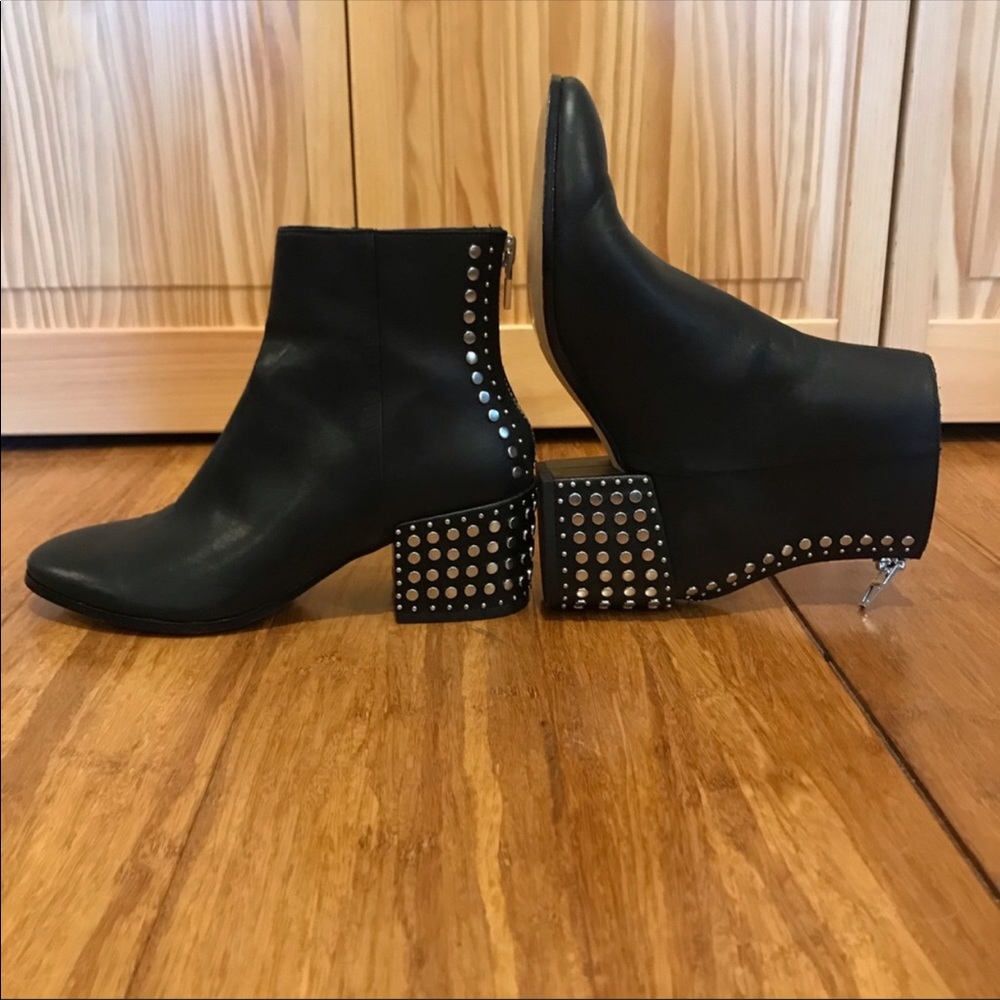 Dolce Vita Mazey bootie